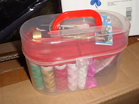 20x naaiset relaxdays in koffertje 300 delig - afbeelding 1 van  3