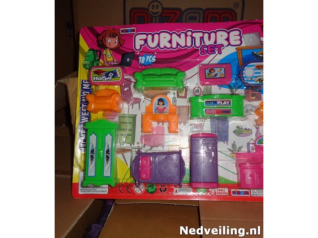 20x poppenhuismeubels op grote kaart - afbeelding 3 van  5