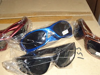 20x zonnebril heren assorti - afbeelding 2 van  3