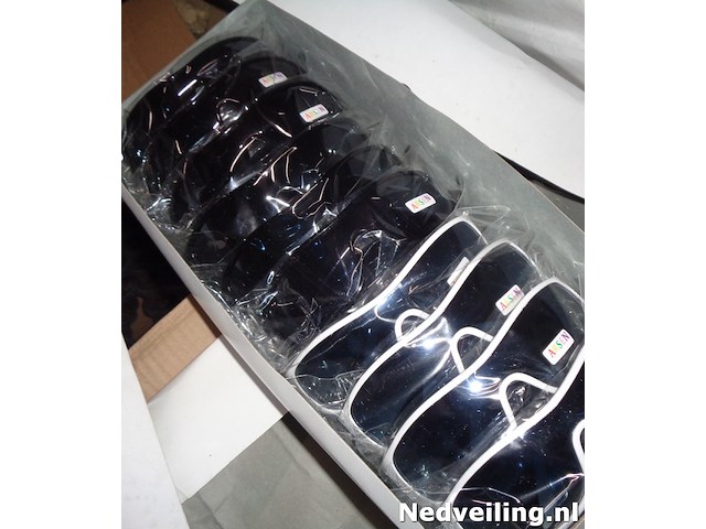 20x zonnebril volwassene - afbeelding 1 van  3