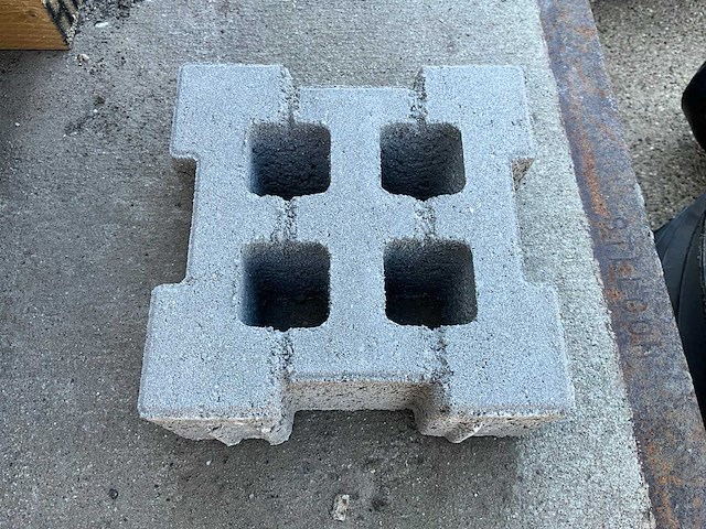 20x20x8 cm grassteen (180x) - afbeelding 1 van  3