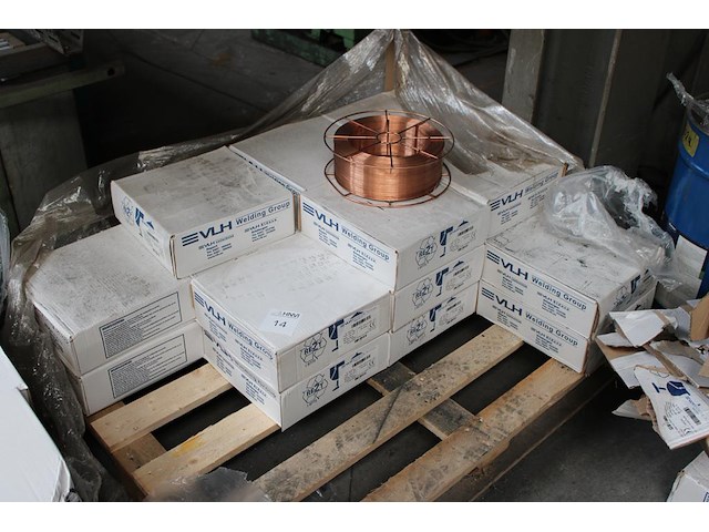 21 dozen lasdraad vlh 10, diameter 1.20 mm, bs 300 spool op pallet. - afbeelding 1 van  3