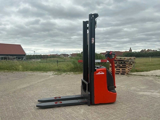 21 linde l14c stapelaar - afbeelding 1 van  12