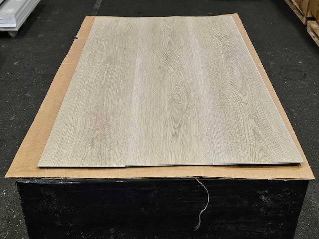 21 m2 pvc click plank - 1220 x 228 x 6 mm - afbeelding 1 van  1