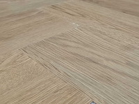 21 m2 pvc spc click visgraat - 750 x 150 x 4 mm - afbeelding 1 van  2