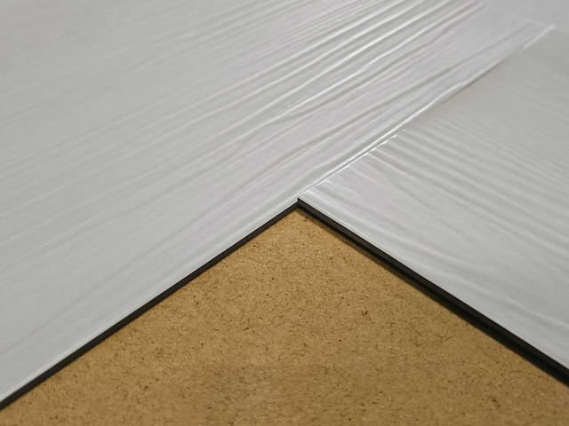 21 m2 pvc spc dryback visgraat - 610 x 150 x 2,5 mm - afbeelding 2 van  3