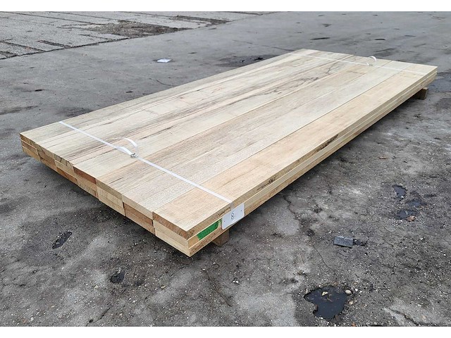 21 planken afrikaans eiken 30 x 155 mm, lengte 245 cm - afbeelding 2 van  4