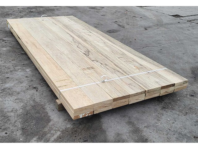 21 planken afrikaans eiken 30 x 155 mm, lengte 245 cm - afbeelding 4 van  4
