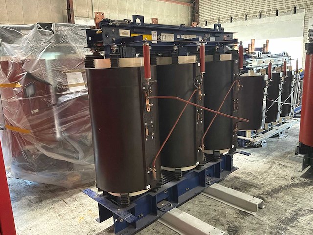 2100 kva sgb transformator 23.000 / 690-483 volt - afbeelding 6 van  13