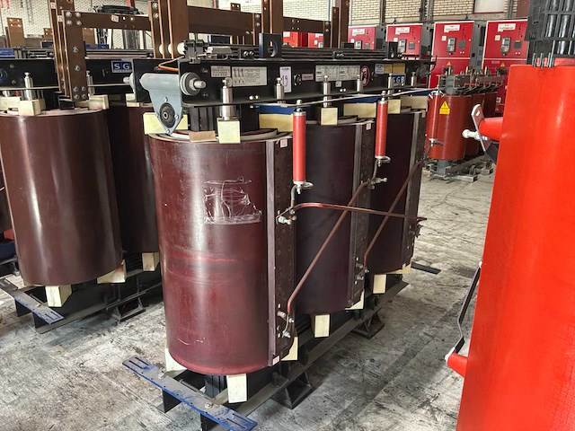 2100 kva sgb transformator 23.000/689-482 volt dry type - afbeelding 7 van  14