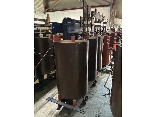 2100 kva sgb transformator 23.000/689-482 volt dry type - afbeelding 4 van  10