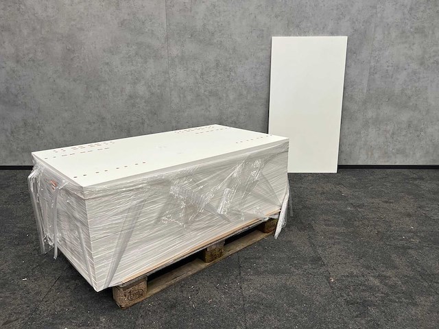 21x bureaublad 140x75 wit - afbeelding 1 van  5