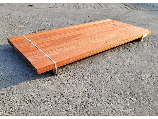 21x padouk planken 21 x 140mm , lengte 215 cm (6.3m2) - afbeelding 3 van  5