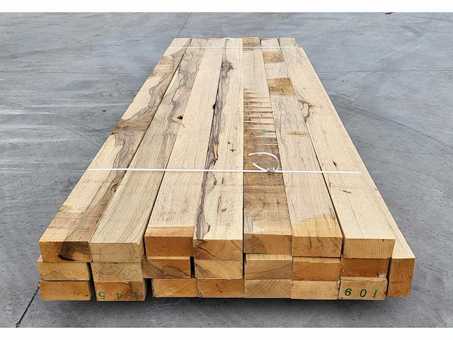 22 x afrikaans eiken 60 x 130mm, lengte 300cm - afbeelding 1 van  4