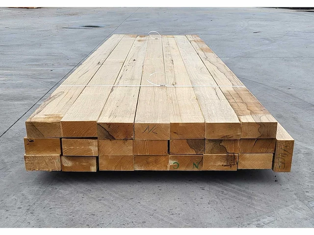 22 x afrikaans eiken 60 x 130mm, lengte 330cm - afbeelding 3 van  5