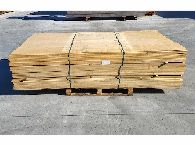 224 x underlayment 9mm, 32 x 244cm ( = 175 m2 ) - afbeelding 4 van  4