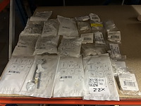 22x installatie- en schakelmateriaal - afbeelding 1 van  6
