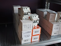 23 aardlekautomaten w.o. etec elk5-63. b32. 1-polig. 30ma. - afbeelding 1 van  3