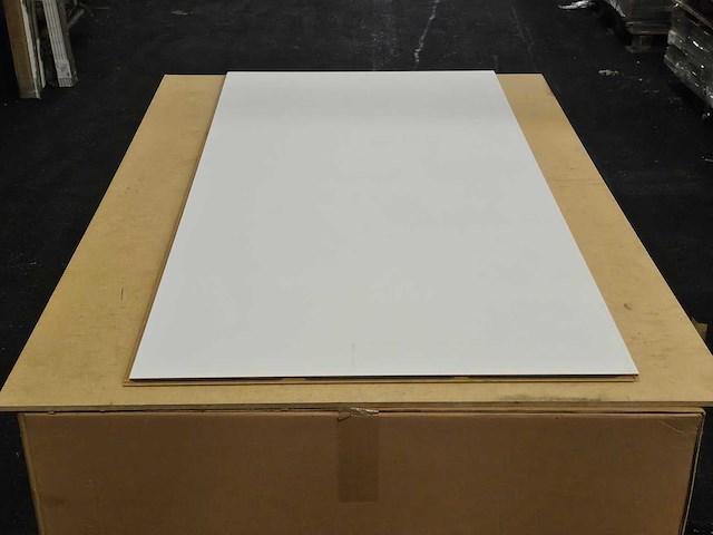 23 m2 laminaat tegel - 1220 x 610 x 8 mm - afbeelding 3 van  3