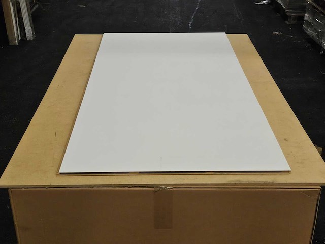 23 m2 laminaat tegel - 1220 x 610 x 8 mm - afbeelding 3 van  3