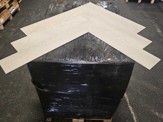 23 m2 pvc spc click visgraat - 750 x 150 x 5 mm - afbeelding 3 van  3