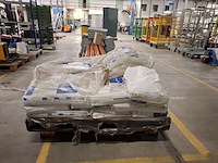 23 zak a 25kg strooizout - afbeelding 1 van  5