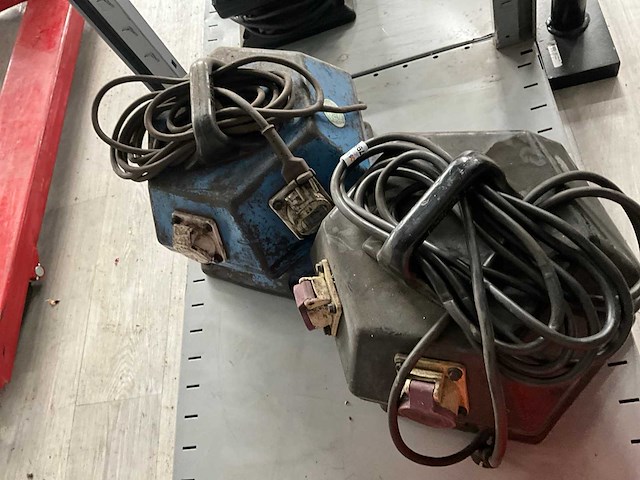 230 v - 24 v omvormer (2x) - afbeelding 2 van  2