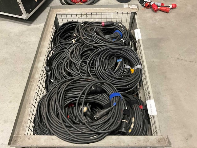 230 volt kabel (60x) - afbeelding 2 van  3
