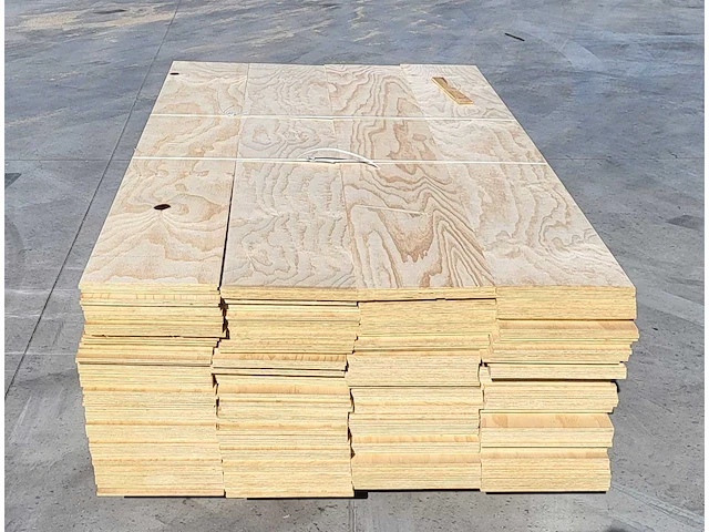 236 x underlayment 9mm , 31 x 244cm ( = 178 m2 ) - afbeelding 2 van  4