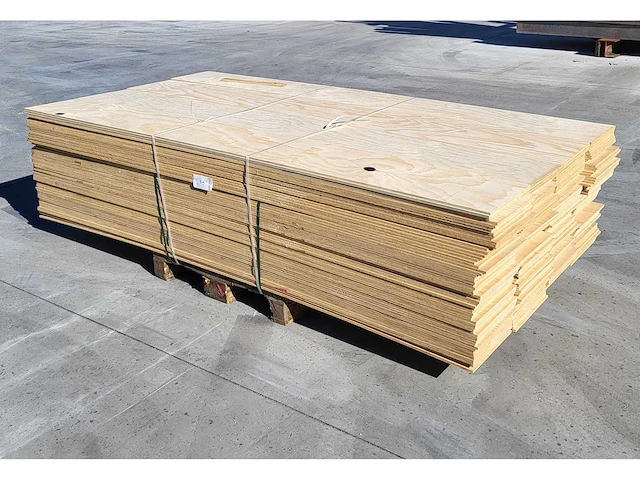 236 x underlayment 9mm , 31 x 244cm ( = 178 m2 ) - afbeelding 3 van  4