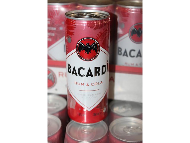 24 blikken bacardi cola 0,25cl. tht 11-2026. bod inclusief statiegeldwaarde van 3,60 euro. - afbeelding 2 van  2
