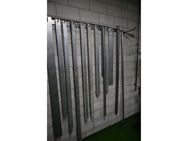 24-delige rvs / aluminium mallenset - afbeelding 2 van  3