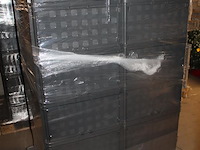 24 kunststof stapelbakken sunware met afmeting 60 x 40 x 37 cm op pallet. let op: kavel is onderdeel van co... onderdeel van combinatiekavel combinatiekavel van 24 pallets met 24 /48 kunststof stapelbakken sunware met afmeting 30/60 x 40 x 37 cm. kavels f0188 t/m f0211 - afbeelding 1 van  2