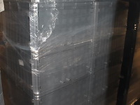 24 kunststof stapelbakken sunware met afmeting 60 x 40 x 37 cm op pallet. let op: kavel is onderdeel van co... onderdeel van combinatiekavel combinatiekavel van 24 pallets met 24 /48 kunststof stapelbakken sunware met afmeting 30/60 x 40 x 37 cm. kavels f0188 t/m f0211 - afbeelding 2 van  2