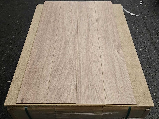 24 m2 laminaat plank - 1288 x 195 x 8 mm - afbeelding 3 van  3