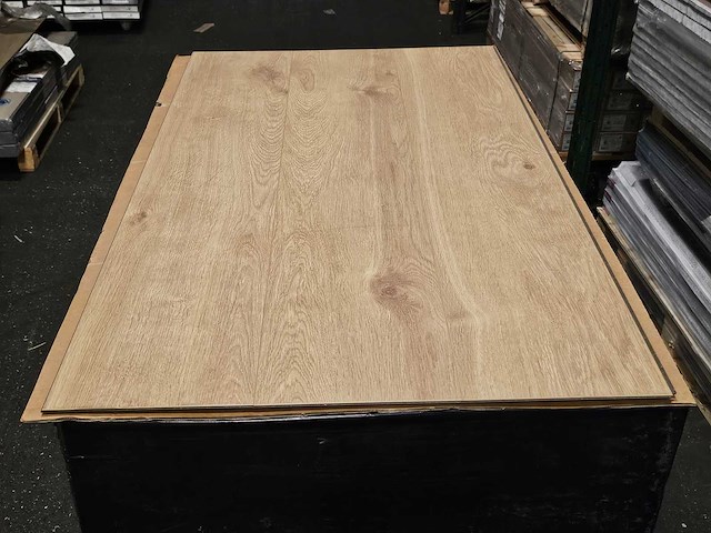 24 m2 laminaat plank watervast - 1285 x 242 x 8 mm - afbeelding 3 van  3