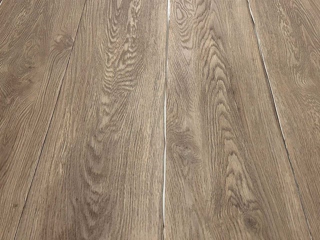 24 m2 pvc zelfklevend stroken - 1219 x 184 x 2,5 mm - afbeelding 1 van  3