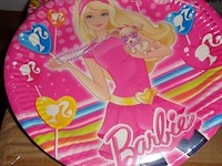 24 pakjes met 8 barbie borden 23cm