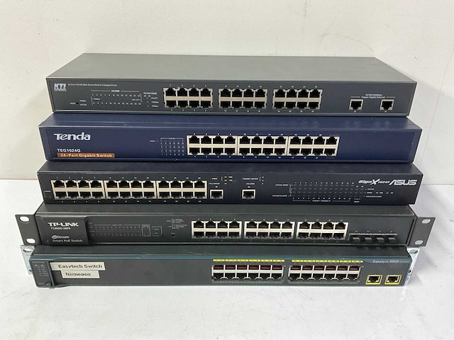 24-port switch (5x) - afbeelding 1 van  5