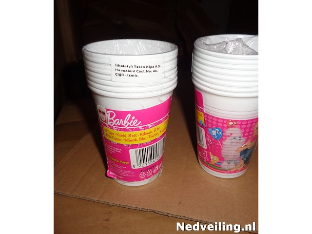 24 sets van 8 bekers barbie 200ml - afbeelding 2 van  3