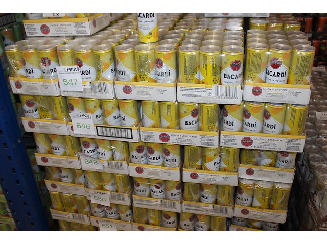 24 x 12 blikken bacardi cola limon & lemonade 0,25cl. tht 8-2026. bod inclusief statiegeldwaarde van 43,20 ... - afbeelding 1 van  2