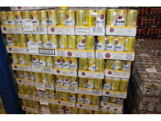 24 x 12 blikken bacardi cola limon & lemonade 0,25cl. tht 8-2026. bod inclusief statiegeldwaarde van 43,20 ... - afbeelding 1 van  2