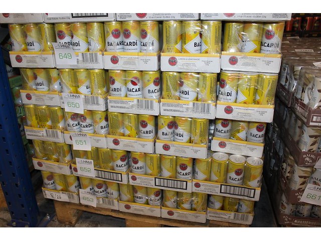 24 x 12 blikken bacardi cola limon & lemonade 0,25cl. tht 8-2026. bod inclusief statiegeldwaarde van 43,20 ... - afbeelding 1 van  2