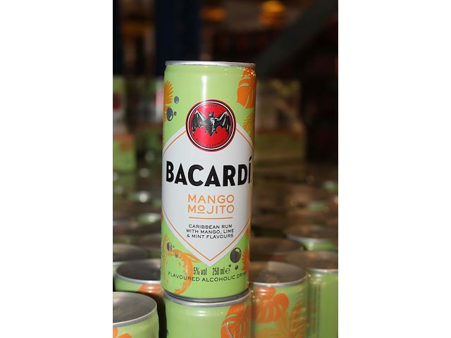 24 x 12 blikken bacardi cola mango mojito 0,25cl. tht 5-2026. bod inclusief statiegeldwaarde van 43,20 euro. - afbeelding 2 van  2