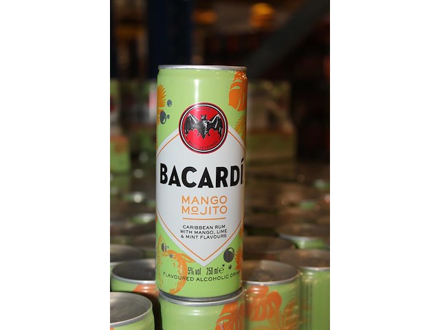 24 x 12 blikken bacardi cola mango mojito 0,25cl. tht 5-2026. bod inclusief statiegeldwaarde van 43,20 euro. - afbeelding 2 van  2