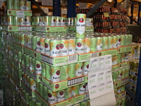 24 x 12 blikken bacardi cola mango mojito 0,25cl. tht 5-2026. bod inclusief statiegeldwaarde van 43,20 euro. - afbeelding 1 van  2