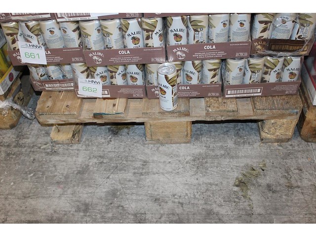 24 x 12 blikken malibu cola 0,25cl. tht 5-2026. bod inclusief statiegeldwaarde van 43,20 euro. - afbeelding 1 van  2