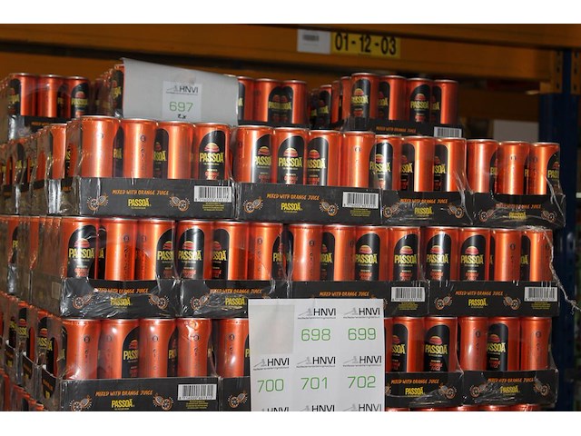 24 x 12 blikken passoa with orange juice 0,25cl. tht 6 -2026. bod inclusief statiegeldwaarde van 43,20 euro. - afbeelding 1 van  2