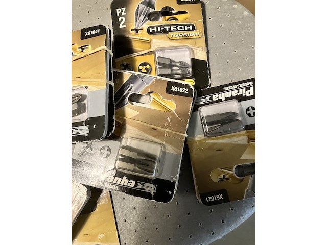 24 x piranha bitsetjes assorti, meest 3 stuks in verpakking - afbeelding 4 van  9