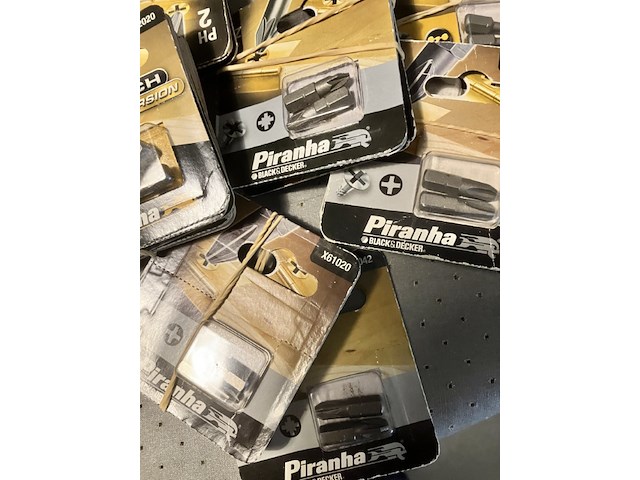 24 x piranha bitsetjes assorti, meest 3 stuks in verpakking - afbeelding 7 van  9